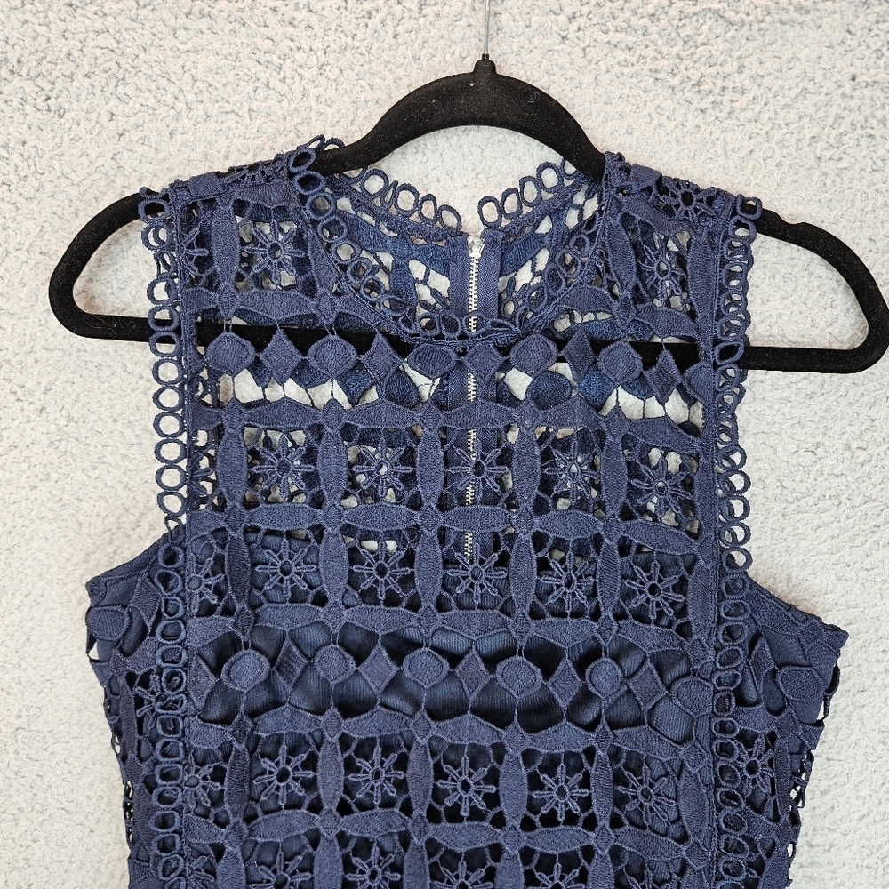 Lulu's Womens Pay Tribute Navy Blue Crochet Dress Sz M Sleeveless  Cocktail Club - Picture 3 of 12